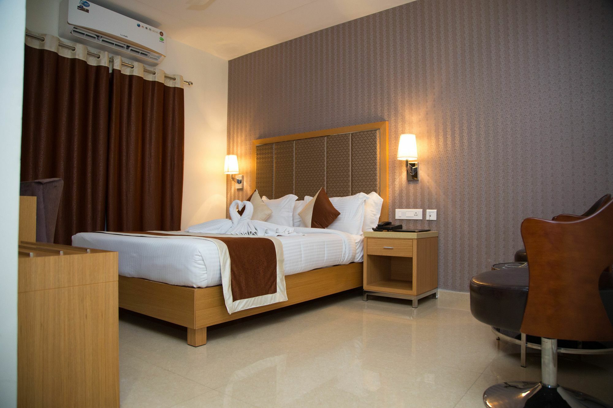 Ruby Pride Luxury Hotel Hyderabad Ngoại thất bức ảnh